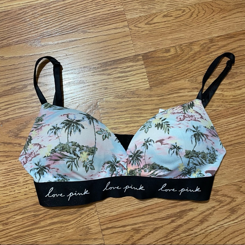 PINK Victoria’s Secret Bra 32C